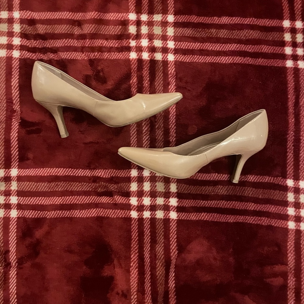 Tan Heels